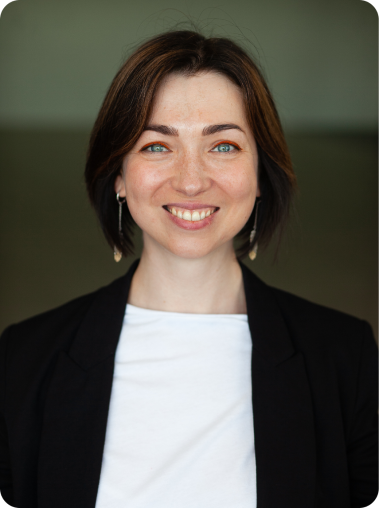 Маша Морякова.png